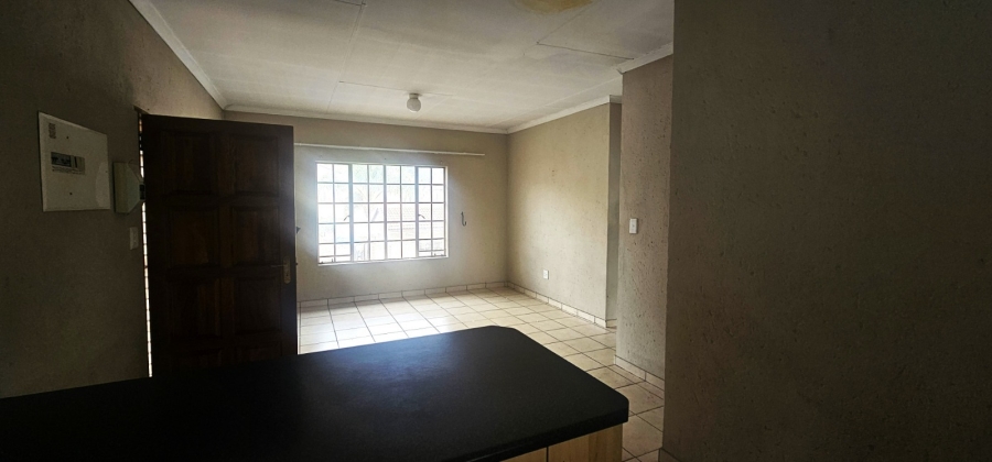 To Let 2 Bedroom Property for Rent in Waterval East North West